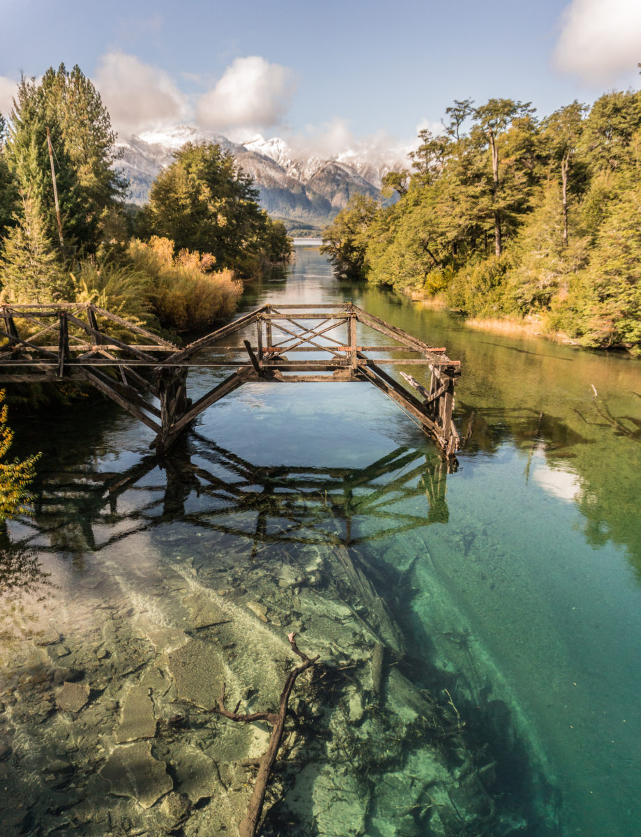 Lago Espelho Pequeno E Riacho Ruca Malen