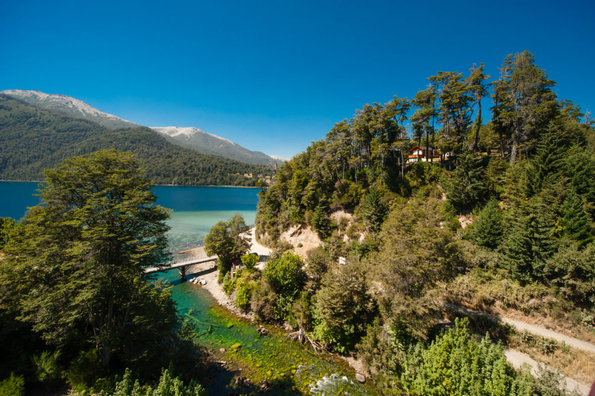 Riacho E Ponte Correntoso. Praia Correntoso