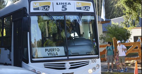 Colectivos urbanos para ir hacia los principales puntos turísticos